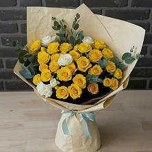 Букет цветов из:  Розы в Юбилейном