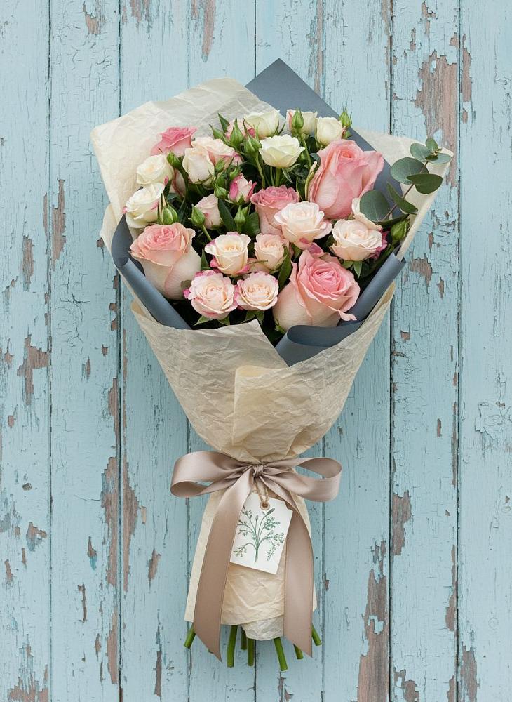 Букет цветов из: Розы в Юбилейном