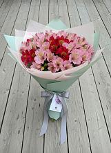 Букет цветов из:  Альстромерии в Юбилейном