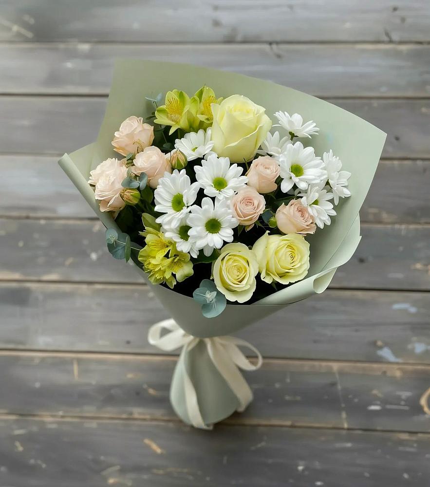Букет цветов из: Альстромерии, Розы и Хризантемы в Юбилейном