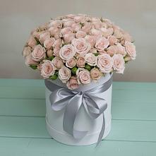 Цветочная композиция из Розы в шляпной коробке в Юбилейном