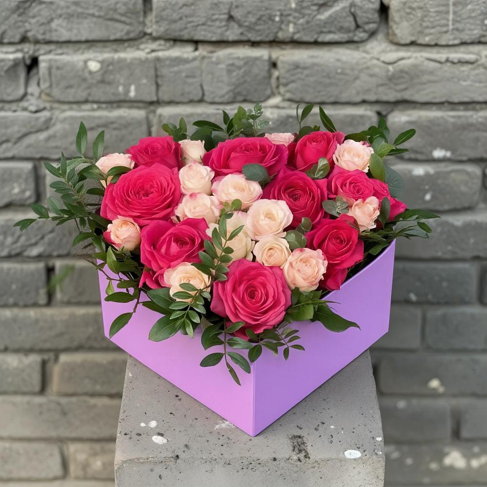 Цветочная композиция из Розы в коробке в Юбилейном