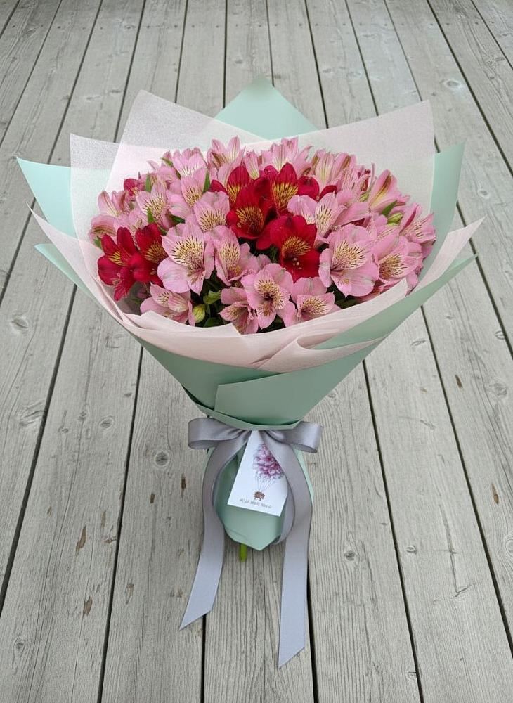 Букет цветов из: Альстромерии в Юбилейном