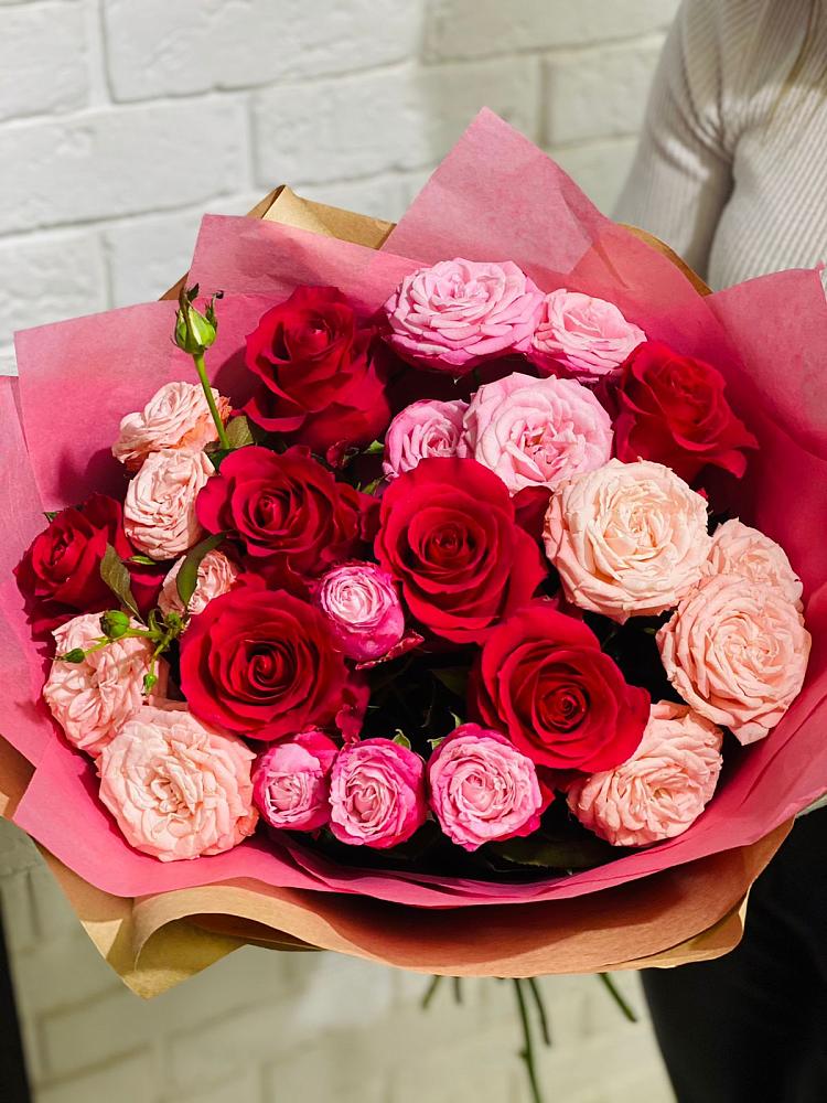 Букет цветов из: Розы в Юбилейном