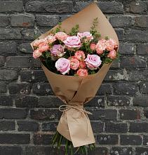 Букет цветов из:  Розы #REPLACE_PRED# Юбилейном