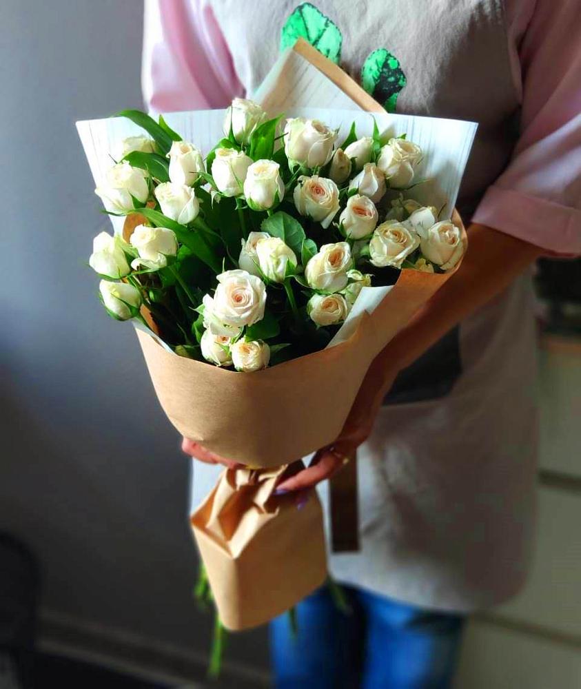 Букет цветов из: Розы в Юбилейном