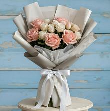 Букет цветов из:  Розы #REPLACE_PRED# Юбилейном
