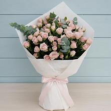 Букет цветов из:  Розы в Юбилейном