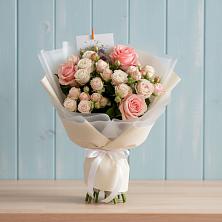 Букет цветов из:  Розы в Юбилейном