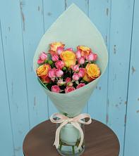 Букет цветов из:  Розы в Юбилейном