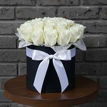 Цветочная композиция из Розы в шляпной коробке в Юбилейном