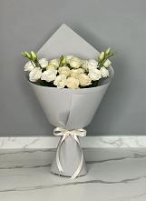 Букет цветов из:  Розы и Лизиантусы в Юбилейном